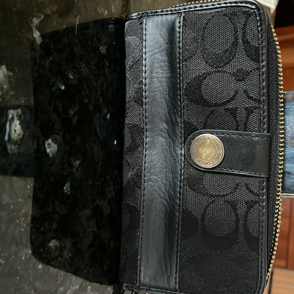 Coach wallet